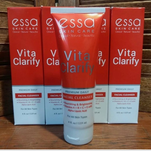 Two Tubes Essa Vita Clarify Premium Organic Anti-Aging Exfoliating Face Cleanser - Picture 1 of 11